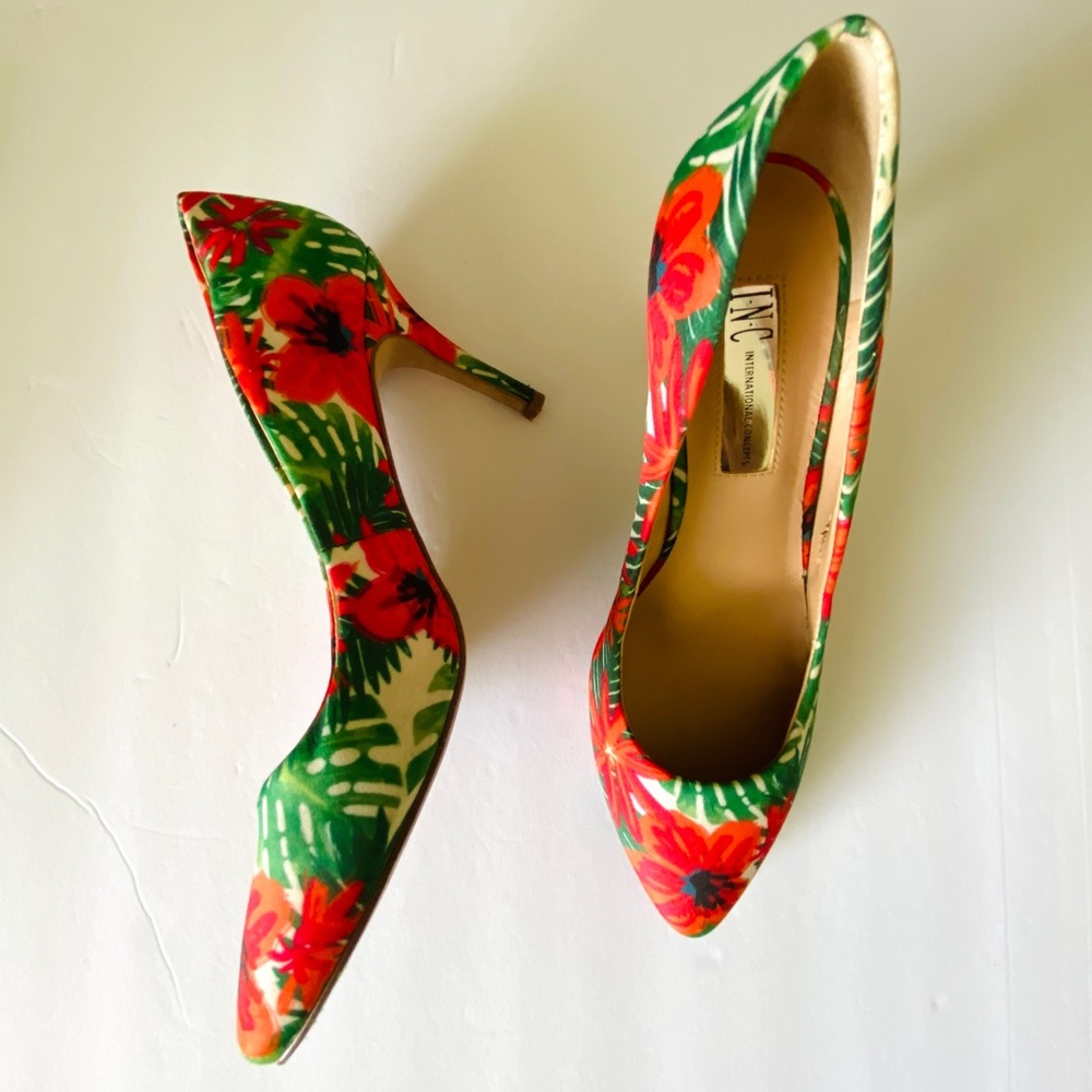 INC INTERNATIONAL CONCEPT Shoes Zitah5 Pointed-Toe Heels Tropical Multi Sz 7.5 - Picture 10 of 16